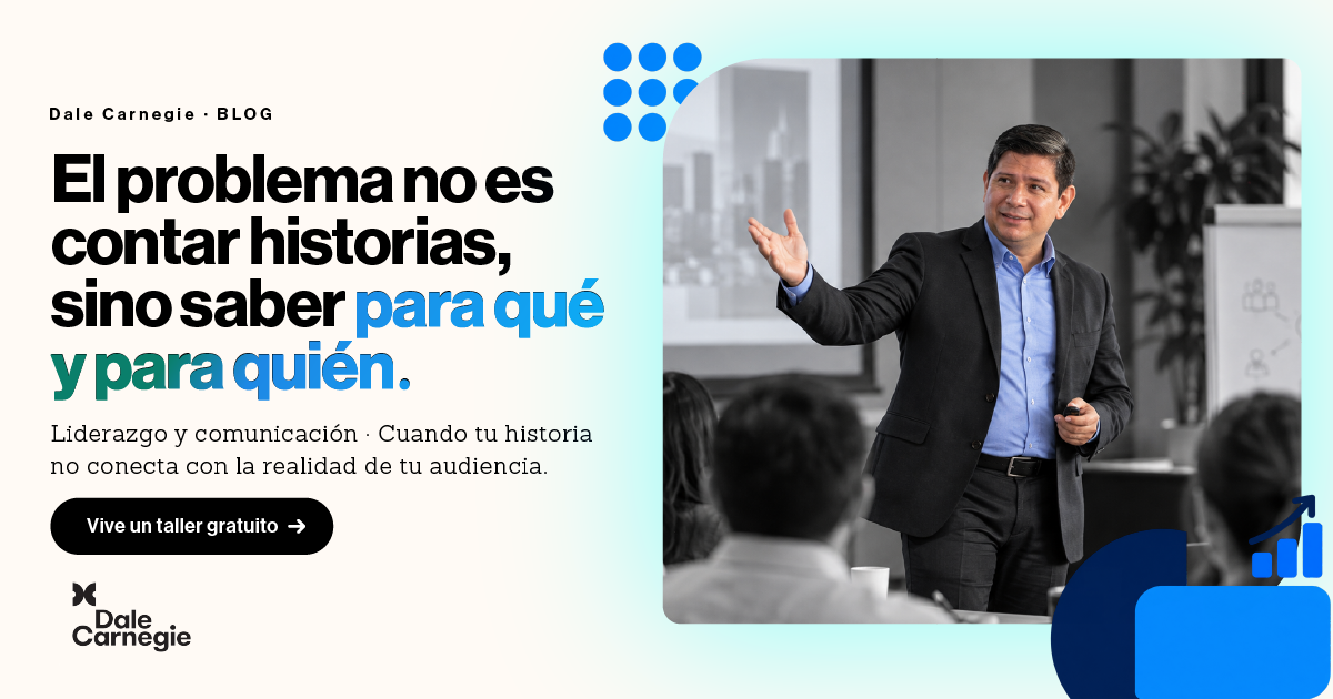 Líder presentando una idea sobre storytelling en liderazgo ante una audiencia